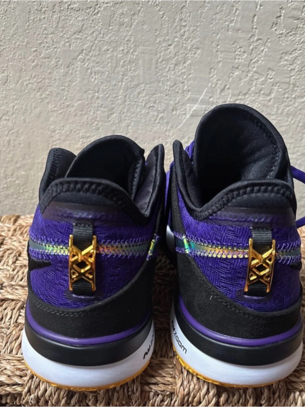 Nike Zoom LeBron NXXT Gen Sneakers
